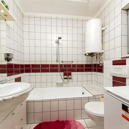 Holiday home Holiday Lisa By Interhome *